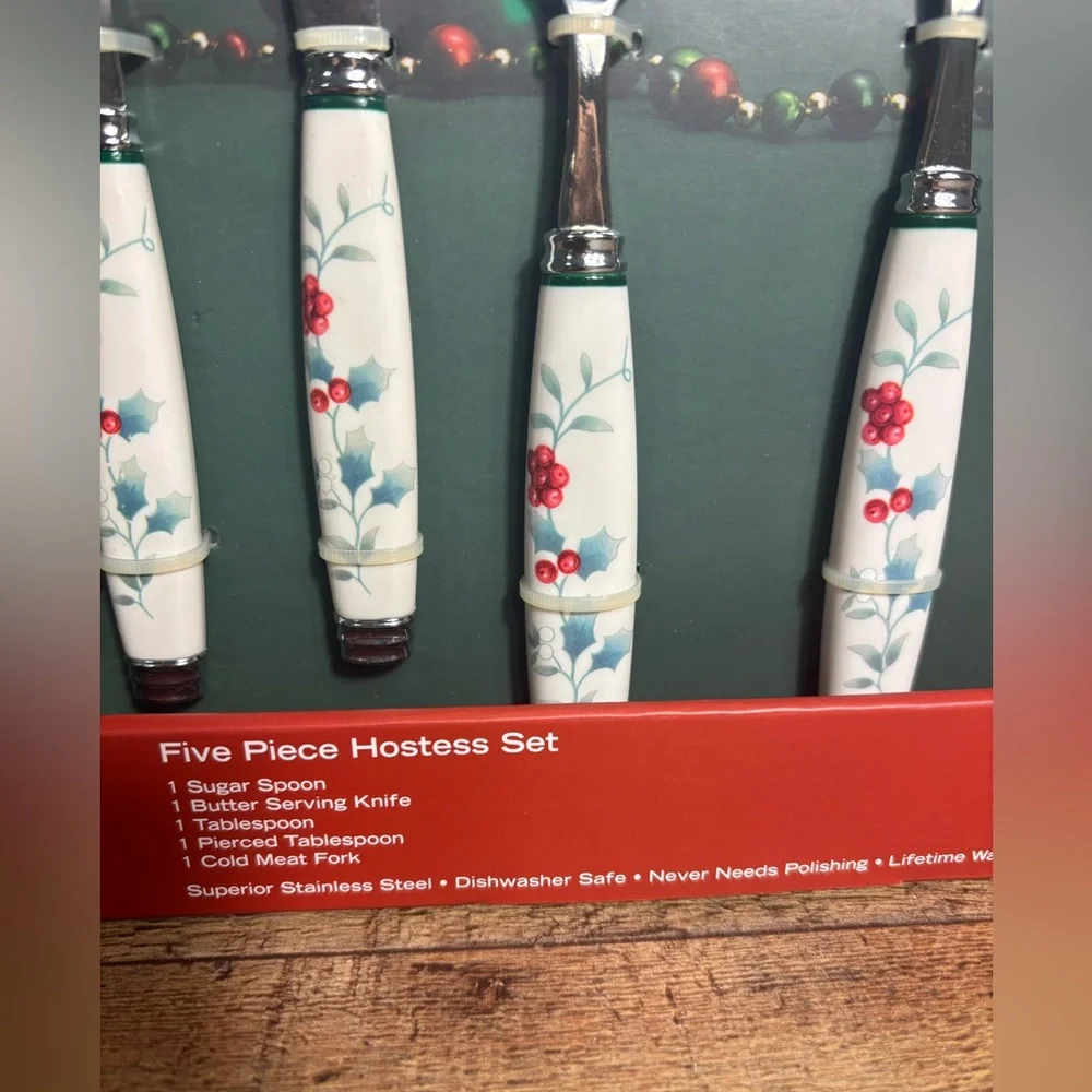 Pfaltzgraff Winterberry 5 Piece Hostess Set Holiday Christmas Serving Fork Spoon